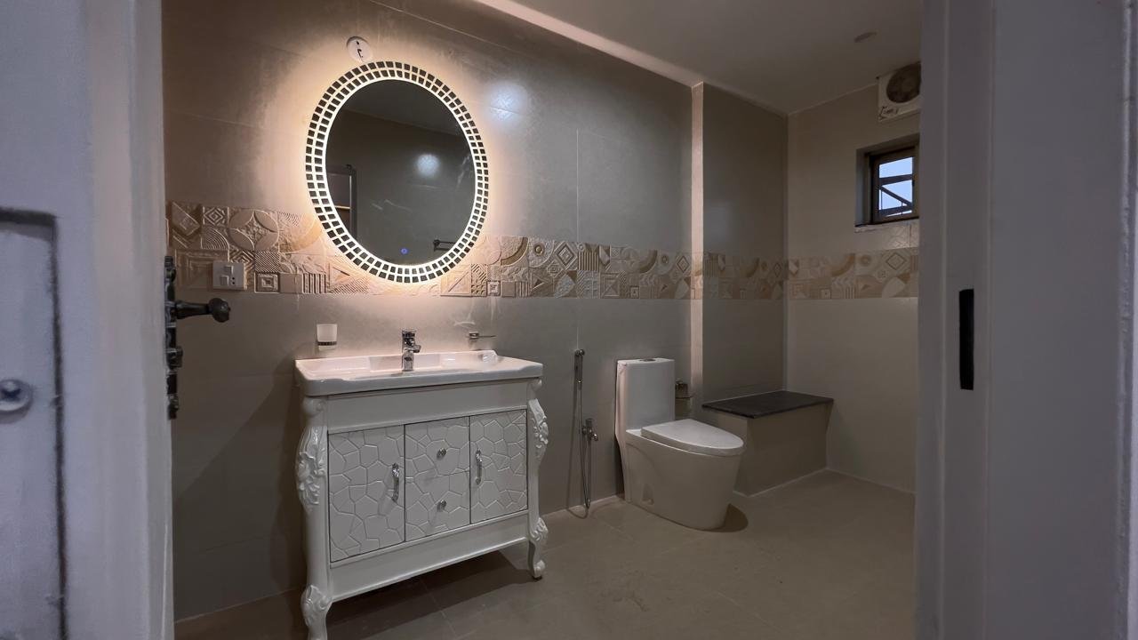 Single Luxury Apartment